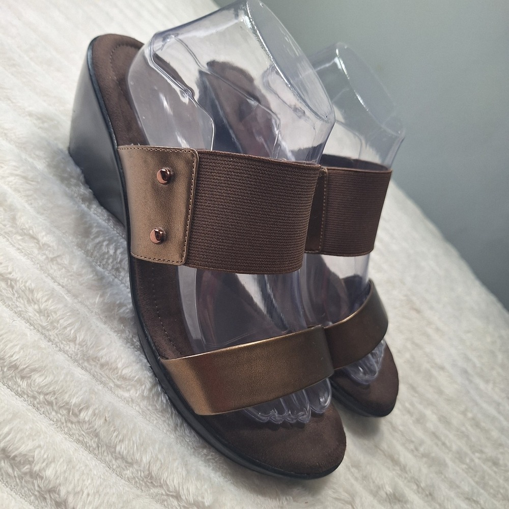 Dexflex Comfort Slip On Wedge Sandals Womens 10W Bronze Brown Stretch Comfort